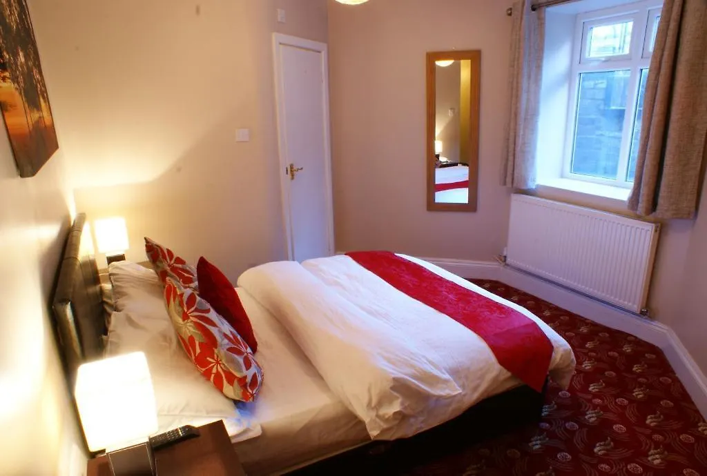Edgerton Hotel Huddersfield