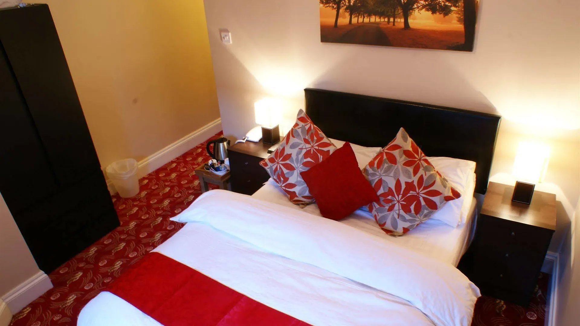 Edgerton Hotel Huddersfield